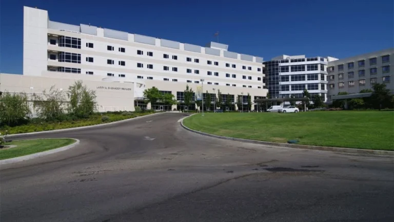 ضرورت اجرای صحیح وال پست برای بیمارستان